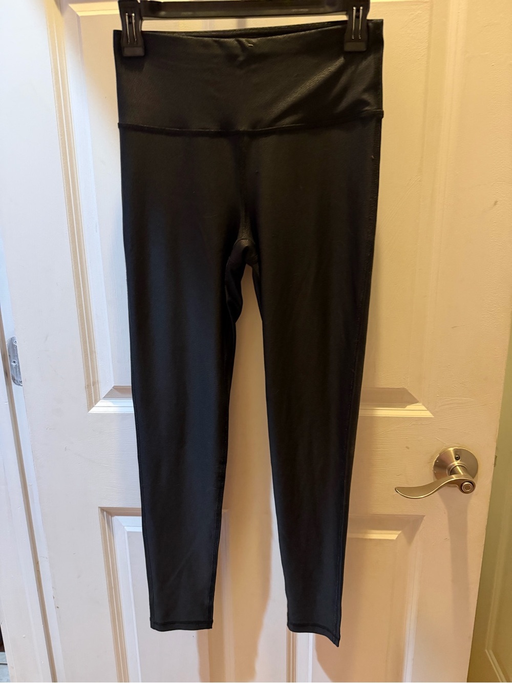 Mono B Black Active Leggings